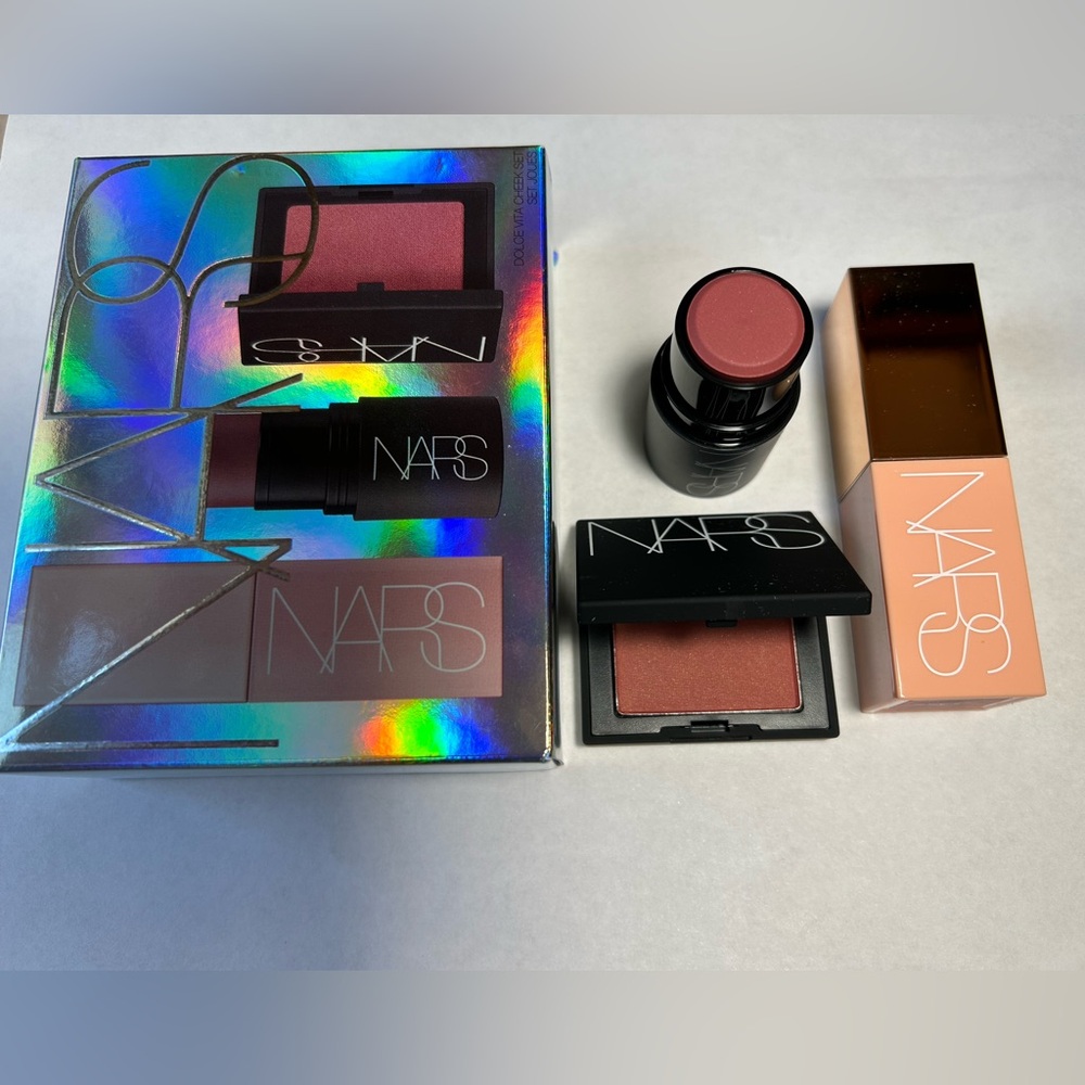 NWT🌷NARS Dolce Vita Cheek Set ($70 value) - Picture 6 of 6